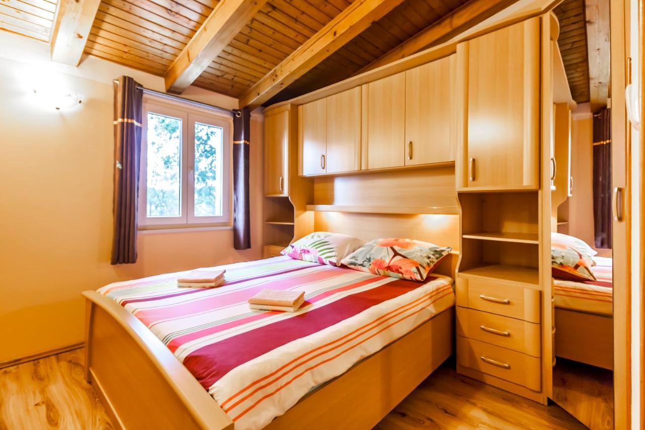 Holiday Home Lana Лабин Экстерьер фото