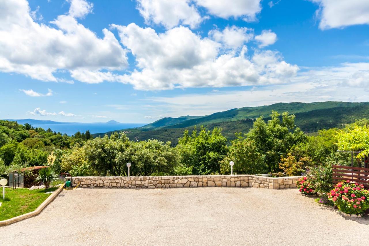 Holiday Home Lana Лабин Экстерьер фото