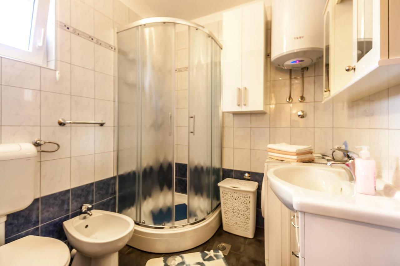 Holiday Home Lana Лабин Экстерьер фото